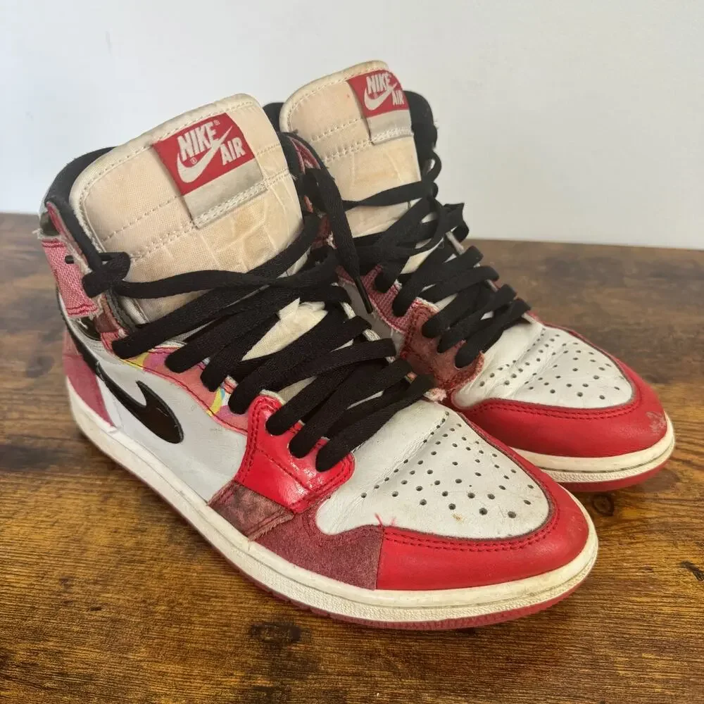Jordan 1 Retro OG x Marvel High Next Chapter Size 7.5